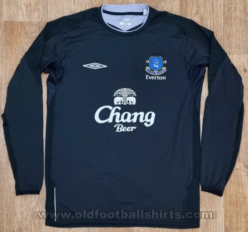 Everton Goalkeeper football shirt 2004 - 2005