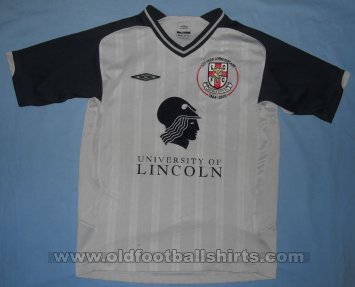 Lincoln City Away football shirt 2009 - 2010