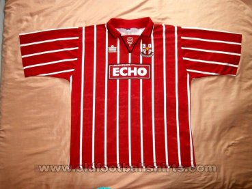 Lincoln City Home Maillot de foot 1995 - 1996