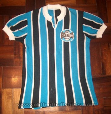 Gremio Home football shirt 1977