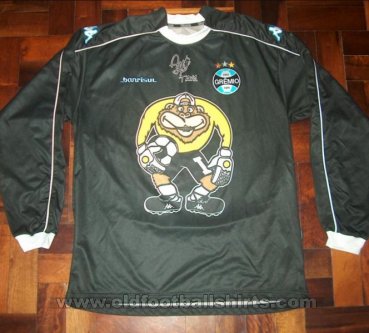 Gremio Goalkeeper football shirt 2004