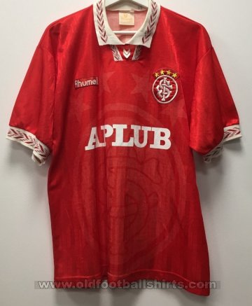 Internacional Home football shirt 1995