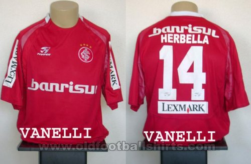 Internacional Home football shirt 2004
