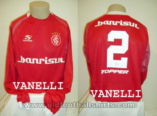 Internacional Home football shirt 2004