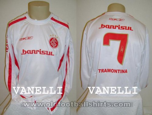Internacional Away football shirt 2006