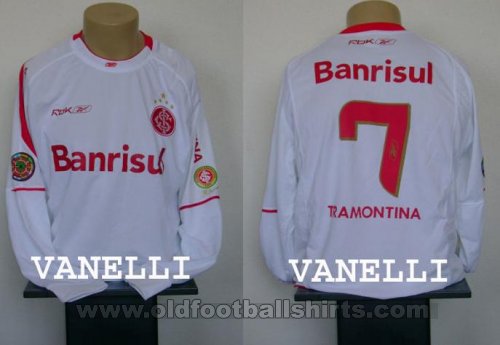 Internacional Away football shirt 2006