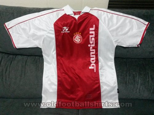 Internacional שלישית חולצת כדורגל 2002