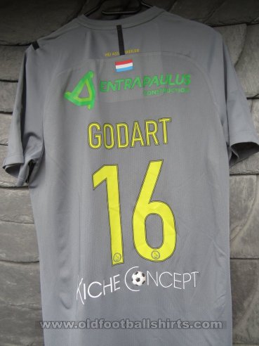Yellow Boys Weiler-La-Tour Away football shirt (unknown year)