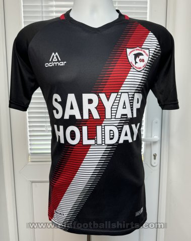 Larnaka Gençler Birliği SK Home football shirt (unknown year)