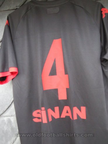 Turgutluspor Home football shirt (unknown year)