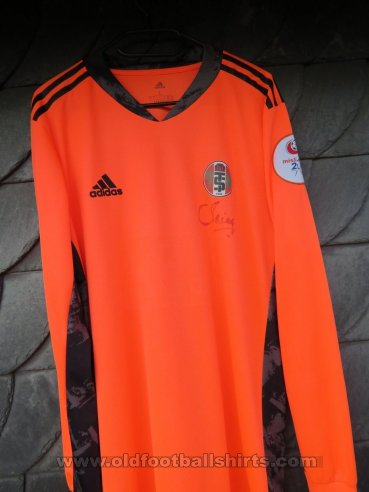 Turgutluspor Goalkeeper football shirt (unknown year)