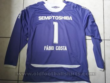 Santos Goalkeeper football shirt 2009