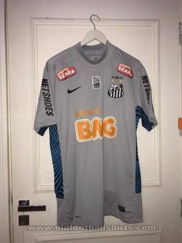 Santos Goalkeeper football shirt 2012 - 2013