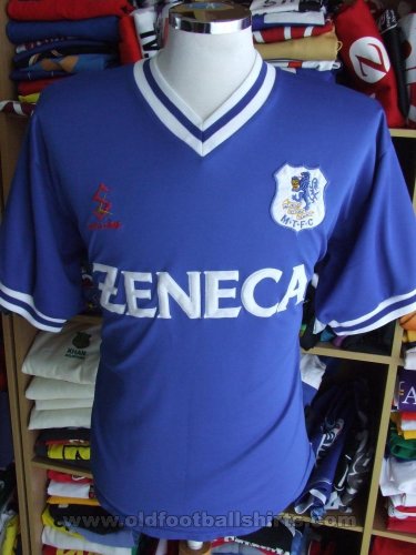 Macclesfield FC Home football shirt 1996 - 1998