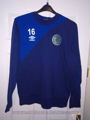Macclesfield FC Training/Leisure football shirt 2016 - 2018