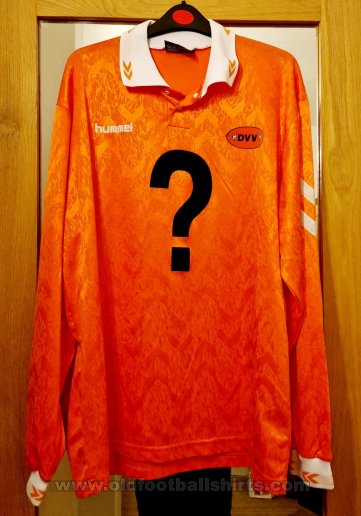 DVV Duiven Home football shirt (unknown year)