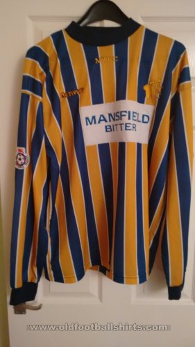 Mansfield Town Home football shirt 1994 - 1995