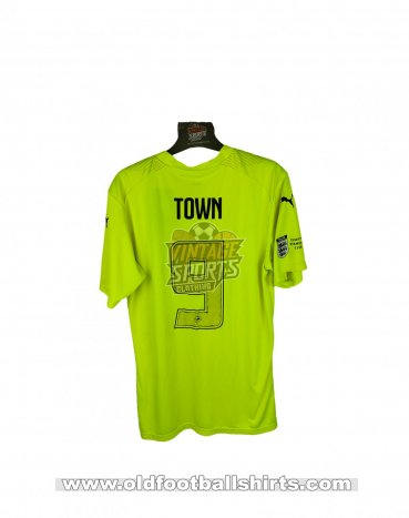 Medway Town FC Home football shirt (unknown year)