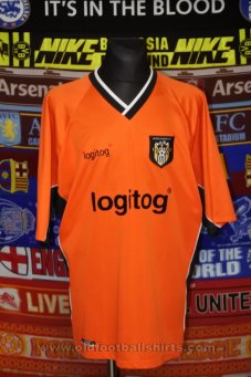 Notts County Third football shirt 2001 - 2002