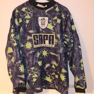 Notts County Goalkeeper football shirt 1996 - 1997