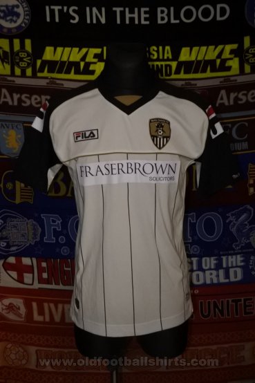 Notts County Home Maillot de foot 2011 - 2012