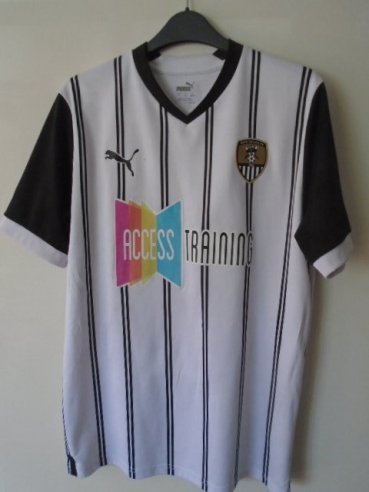 Notts County Home camisa de futebol 2022 - 2023