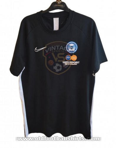 Peterborough United Training/Leisure football shirt (unknown year)