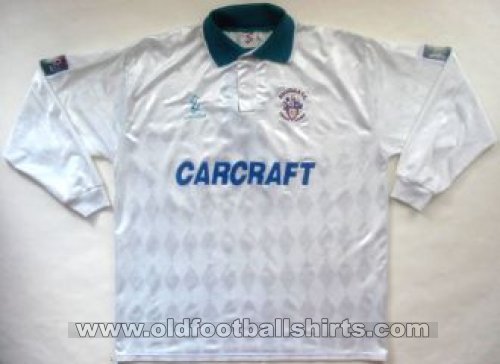 Rochdale חוץ חולצת כדורגל 1997 - 1998