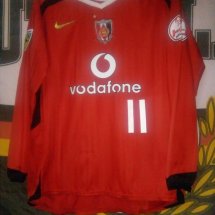 Urawa Red Diamonds Home football shirt 2006 - 2007 sponsored by Vodafone
