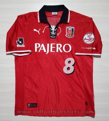 Urawa Red Diamonds Home football shirt 2001 - 2002