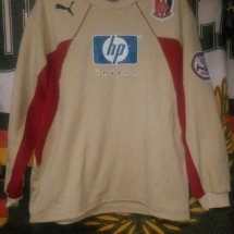 Urawa Red Diamonds Home football shirt (unknown year) sponsored by Hewlett Packard
