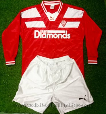 Urawa Red Diamonds Home football shirt 1990 - 1991