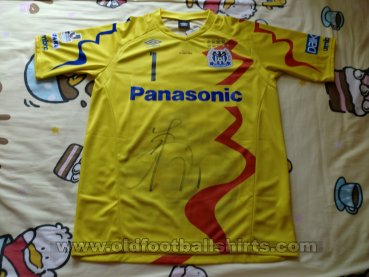 Gamba Osaka Goalkeeper football shirt 2019