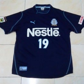 Jubilo Iwata Home camisa de futebol 2003 sponsored by Nestlé