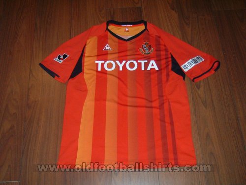 Nagoya Grampus Eight Home football shirt 2009 - 2010