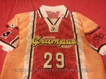 Nagoya Grampus Eight Home baju bolasepak 1996 - 1997
