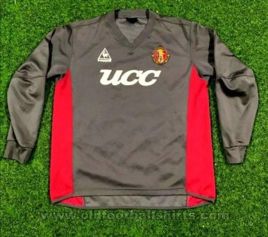 Nagoya Grampus Eight Training/Leisure football shirt 2003 - 2004