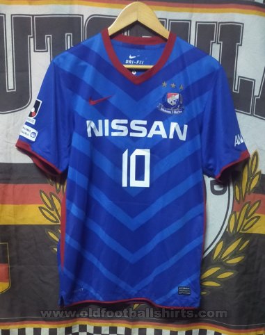 Yokohama F. Marinos Home football shirt 2011