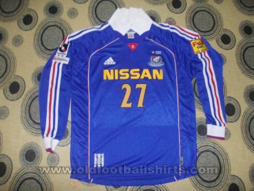 Yokohama F. Marinos Home football shirt 1999 - 2000