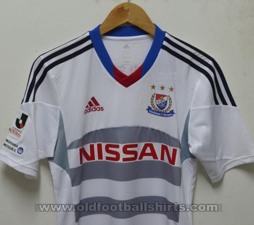 Yokohama F. Marinos Away football shirt 2013