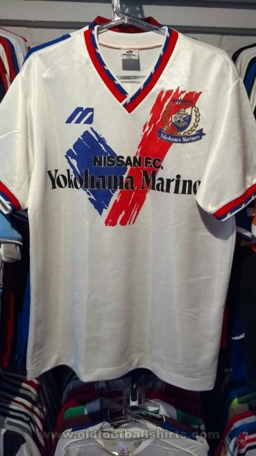 Yokohama F. Marinos Away football shirt 1993 - 1995