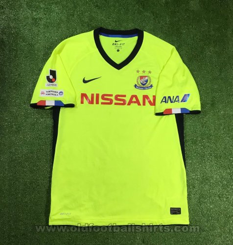 Yokohama F. Marinos Away football shirt 2011
