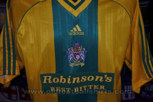 Stockport County Away football shirt 1998 - 1999