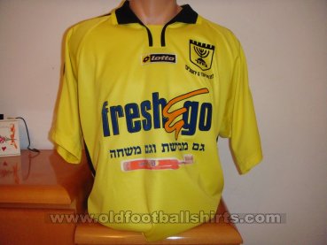 Beitar Jerusalem Home football shirt 2002 - 2003