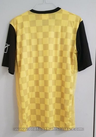 Beitar Jerusalem Home football shirt 2016 - 2017