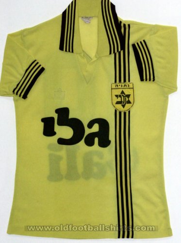 Maccabi Netanya Home football shirt (unknown year)