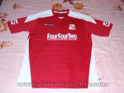 Swindon Town Home football shirt 2008 - 2009