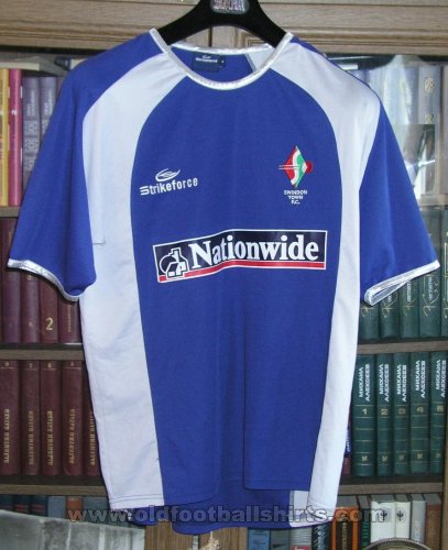 Swindon Town Third football shirt 2004 - 2005