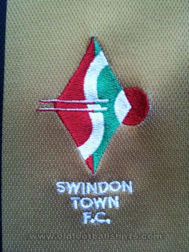 Swindon Town Away football shirt 2003 - 2004