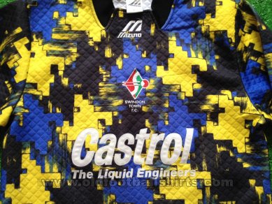Swindon Town Goalkeeper football shirt 1995 - 1997
